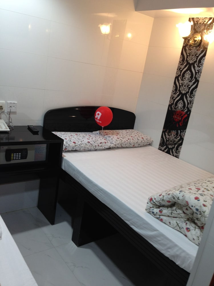 Ashoka Hostel 11/39