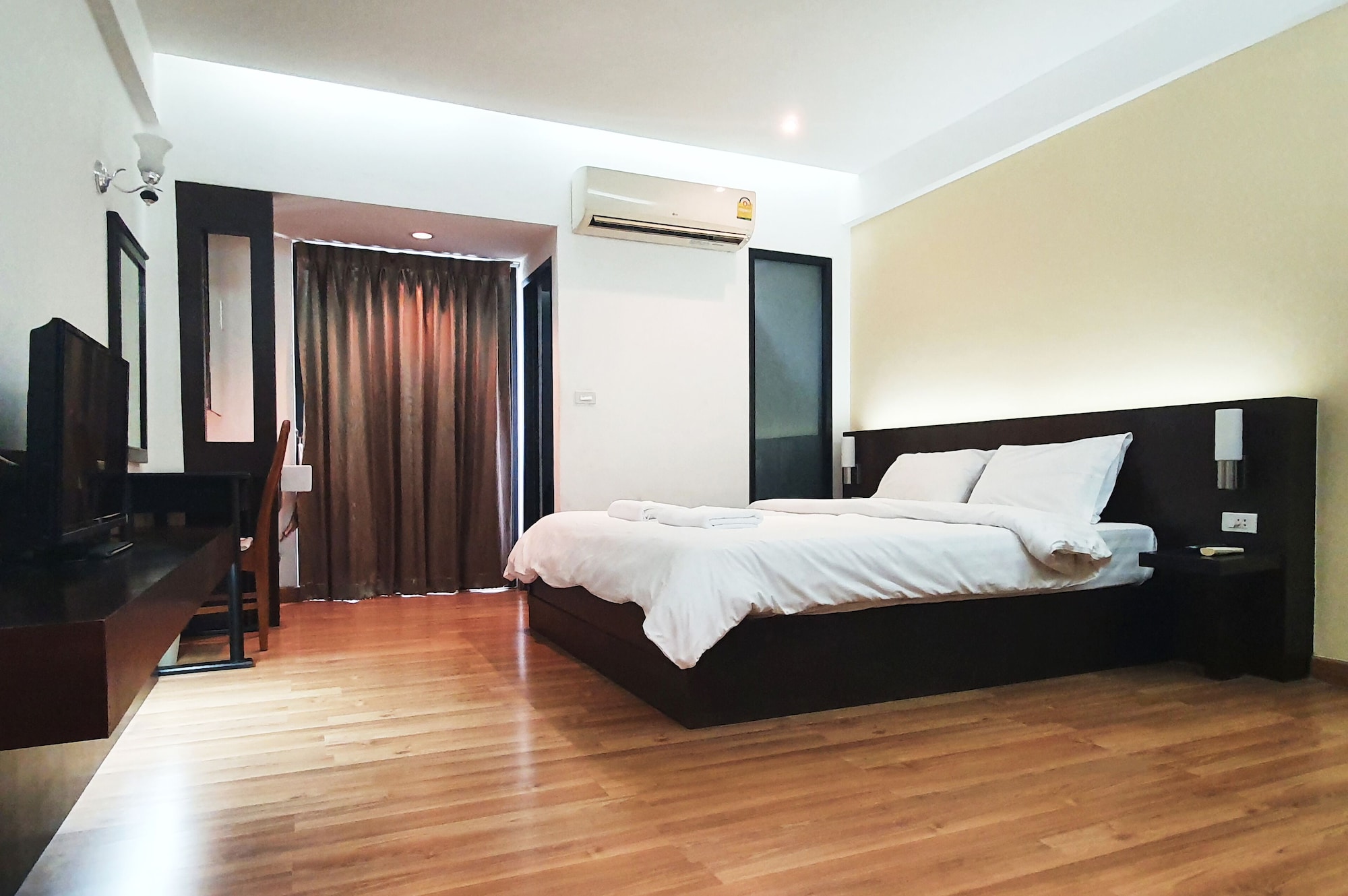 Room at Next Bird Suite, BANGKOK