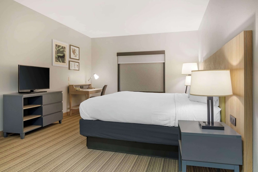 Country Inn & Suites by Radisson, Columbia, MO 14/40