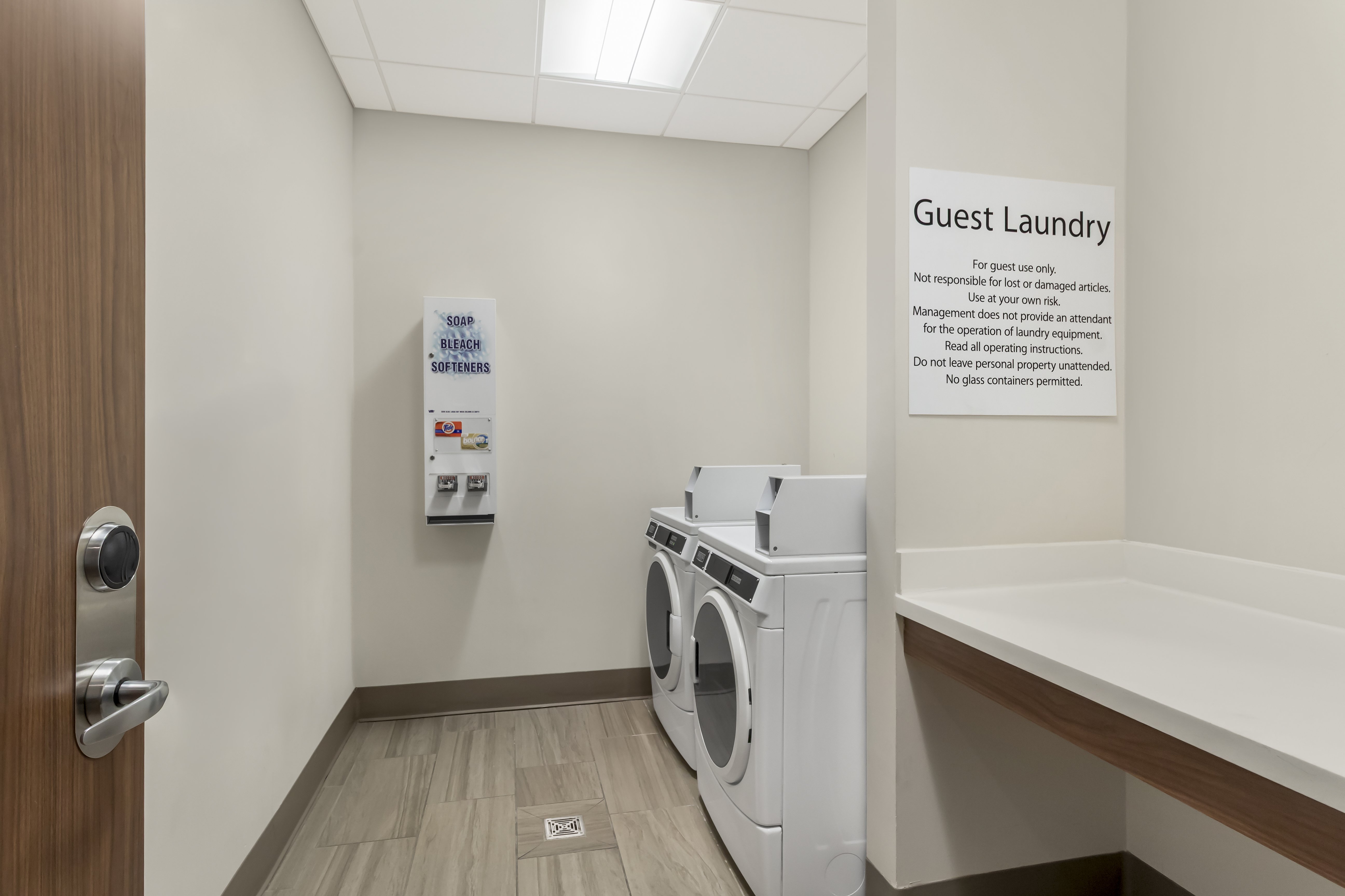 Holiday Inn Express Spring Hill 50/50