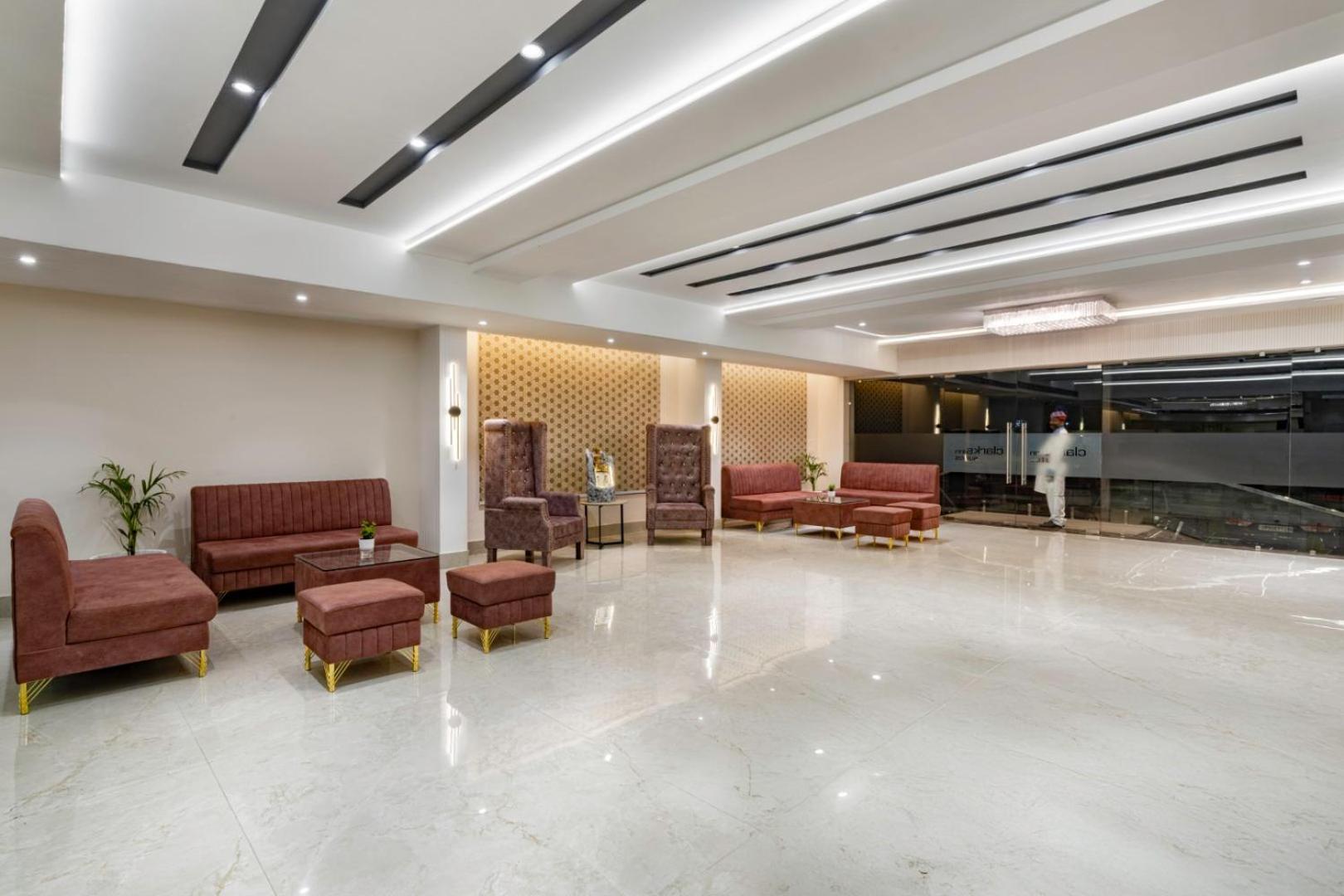 Clarks Inn Suites Agra 43/52
