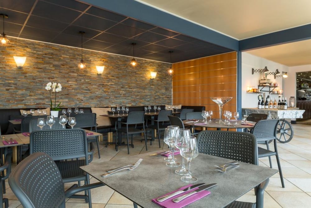 Sure Hotel by Best Western Dijon Sud 38/58