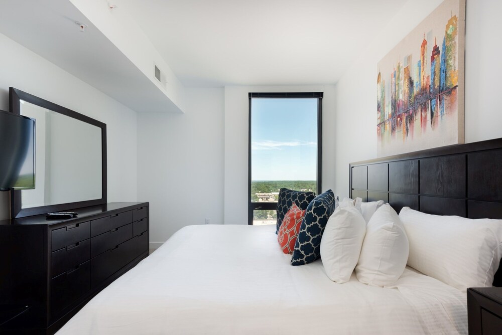 Global Luxury Suites at Reston Town Center 23/75