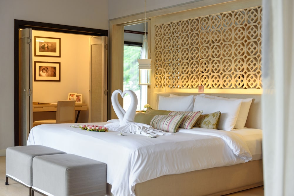 1 BEDROOM, VILLA, ADULT ONLY, WITH POOL
