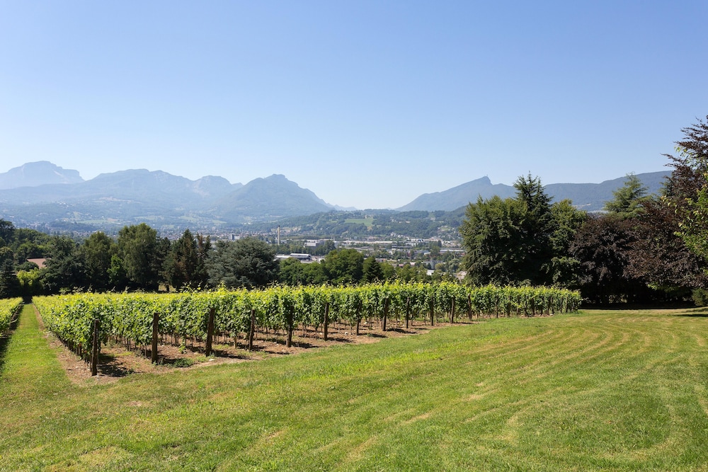 Chateau de Candie 57/92