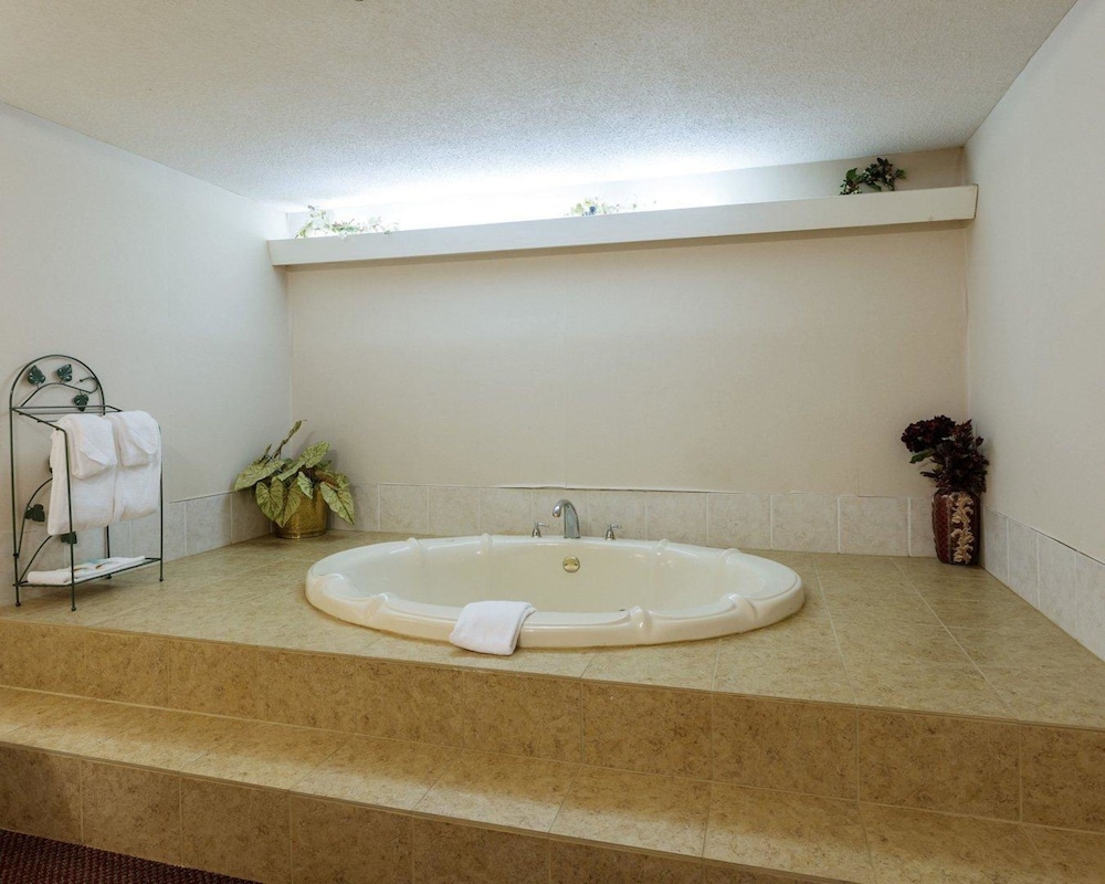 Quality Inn Robinsonville, MS 16/33