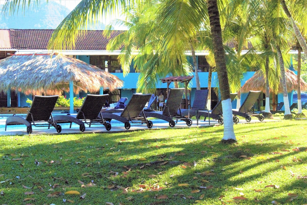 Beach Break Resort 66/75