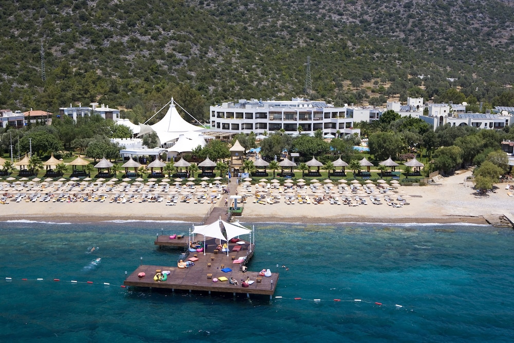 Latanya Park Resort 28/41