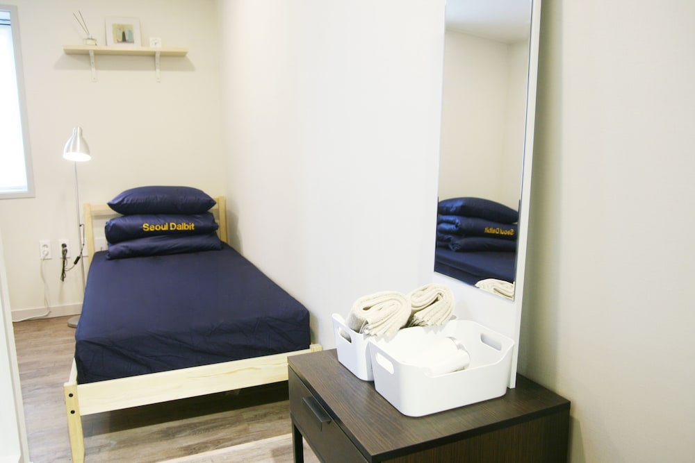 Seoul Dalbit Dongdaemun Guesthouse 8/50
