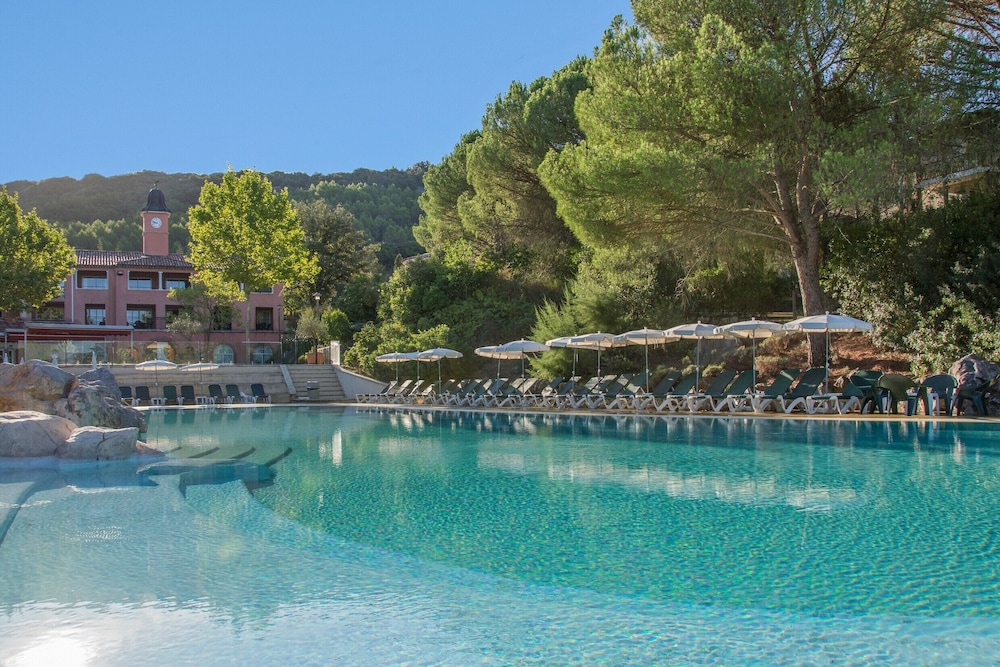 SOWELL HOTELS Ardeche 42/50