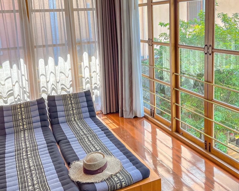 JUNIOR SUITE, GARDEN VIEW