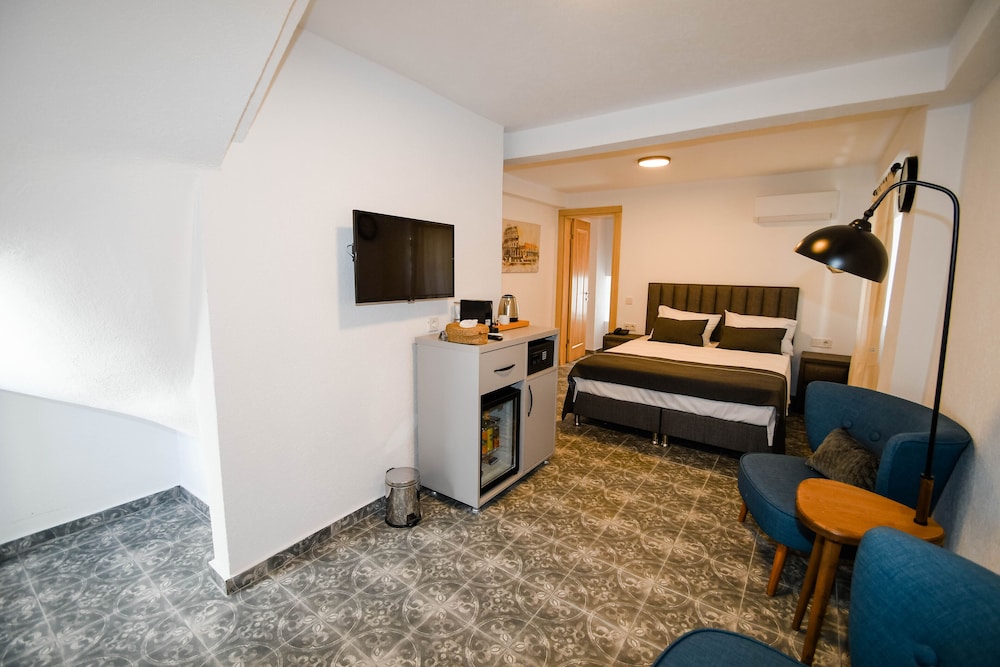 Swan Boutique Hotel 23/35