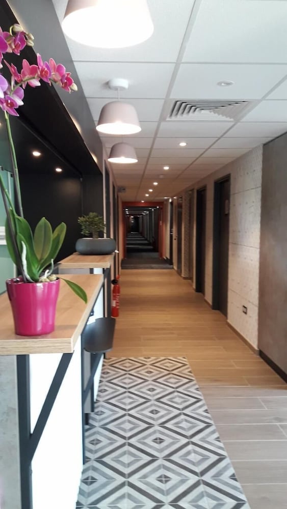 B&B HOTEL Paris Igny Palaiseau 6/43