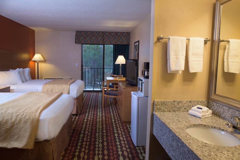Best Western Ambassador Inn & Suites 12/21