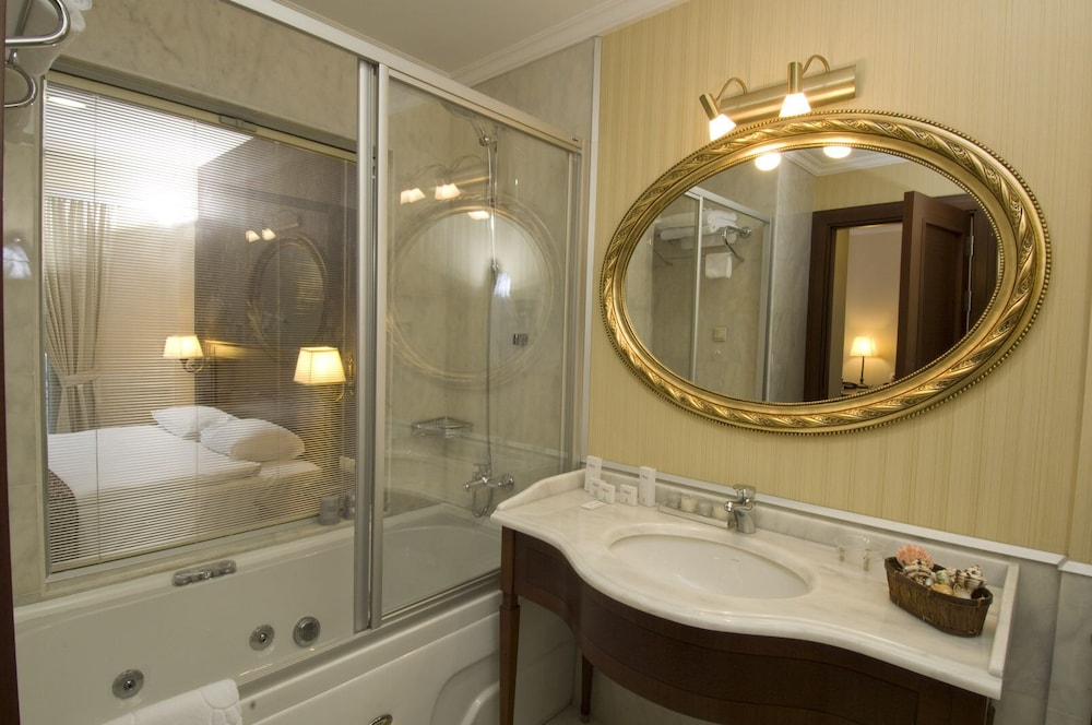 Hotel Monec 49/50