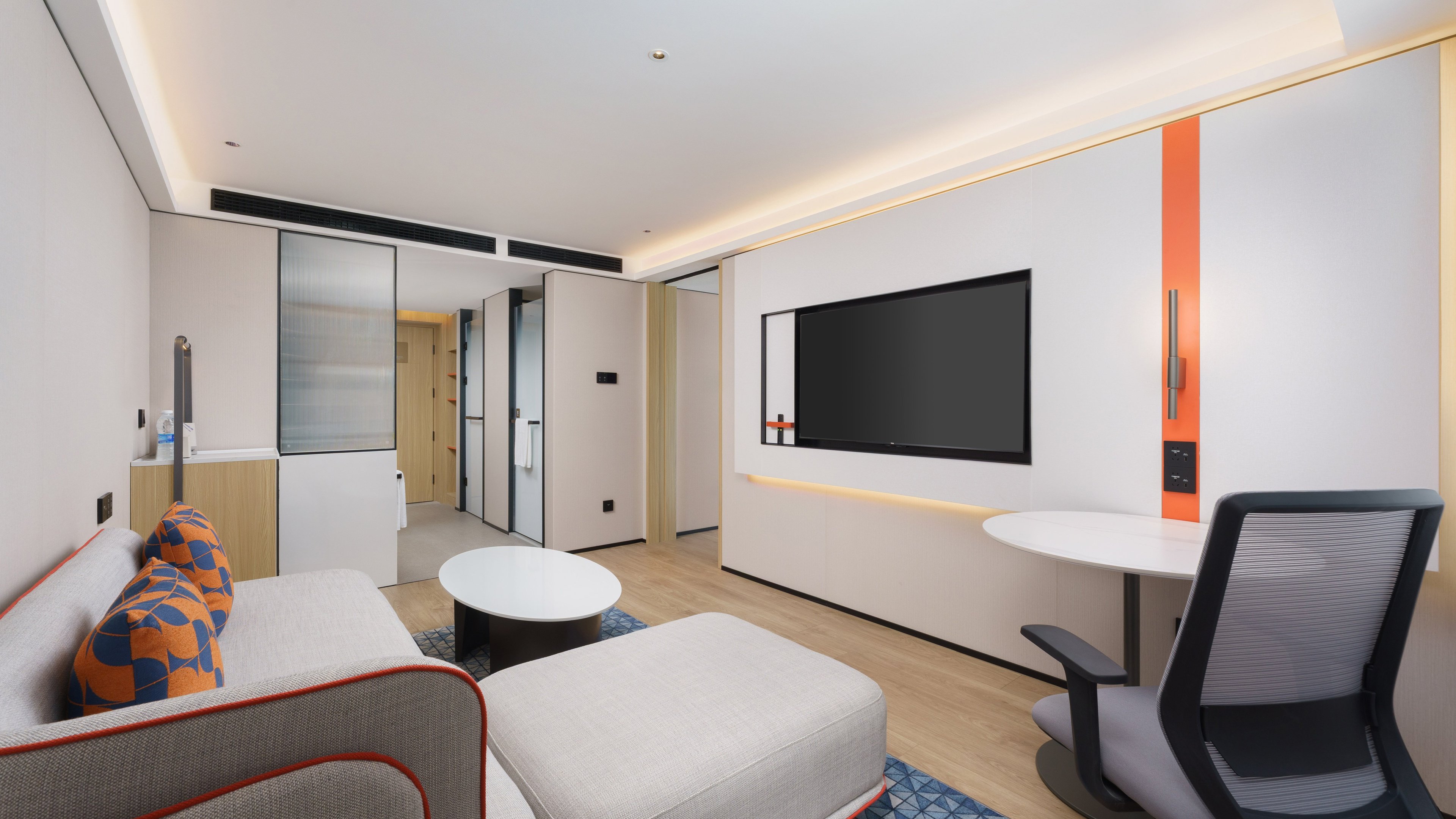 Holiday Inn Express Dalian City Center 30/50