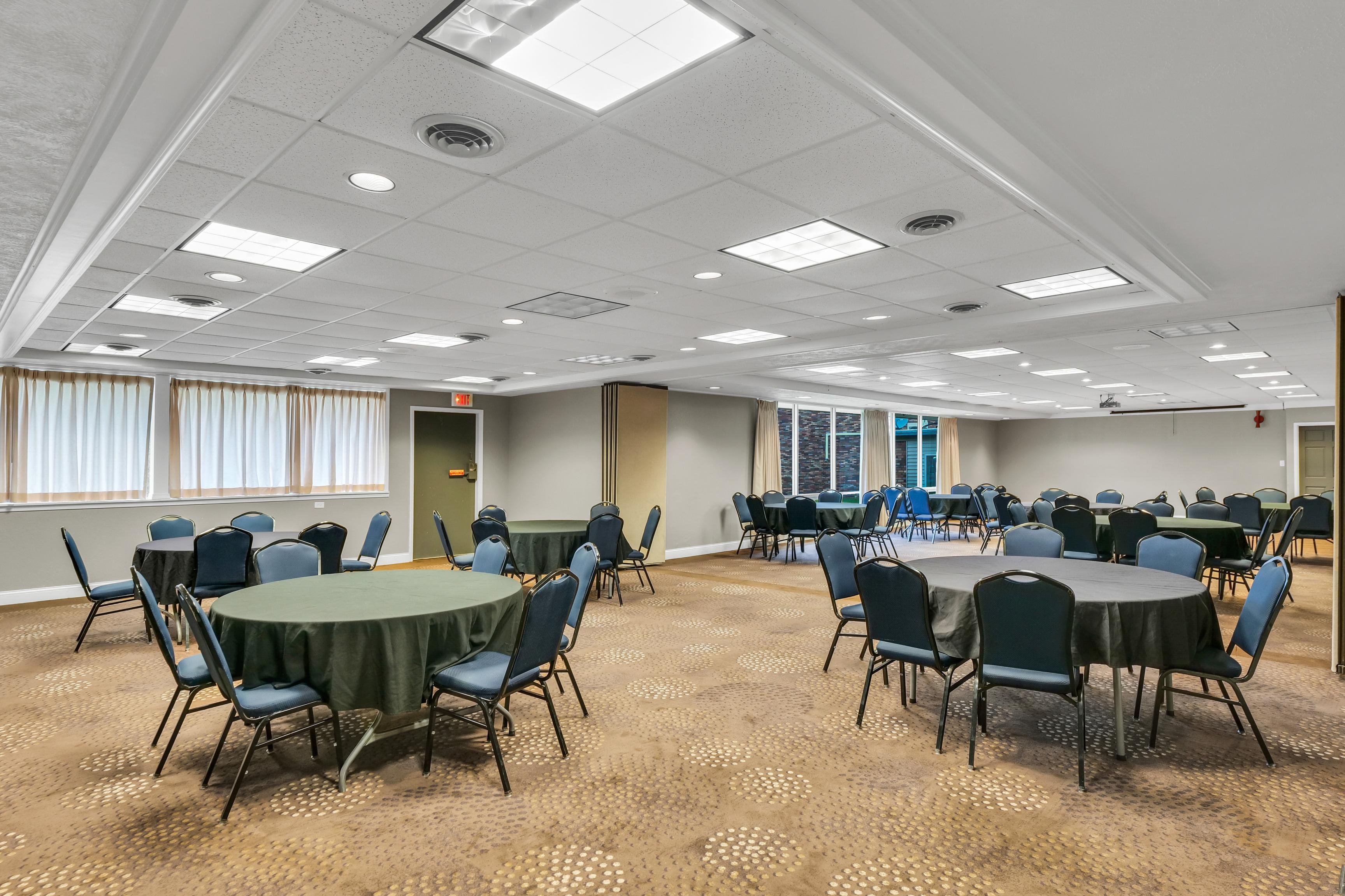 Red Lion Inn & Suites Urbana 46/60