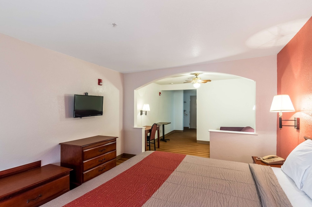 Motel6 Oklahoma City, OK 32/55