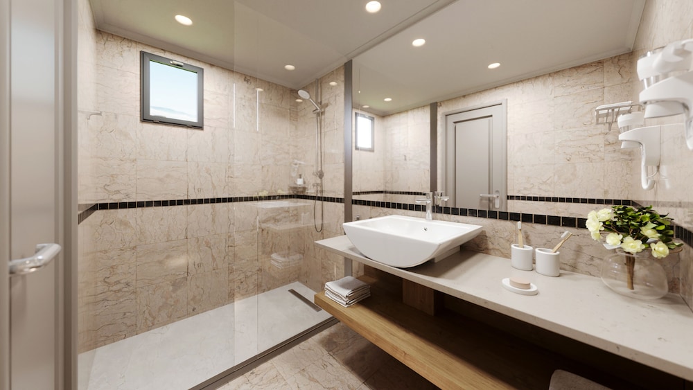 Roda Beach Resort & Spa 49/49