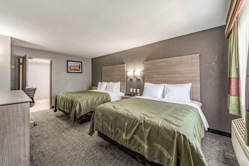 ROOM, 2 QUEEN BEDS, ACCESSIBLE
