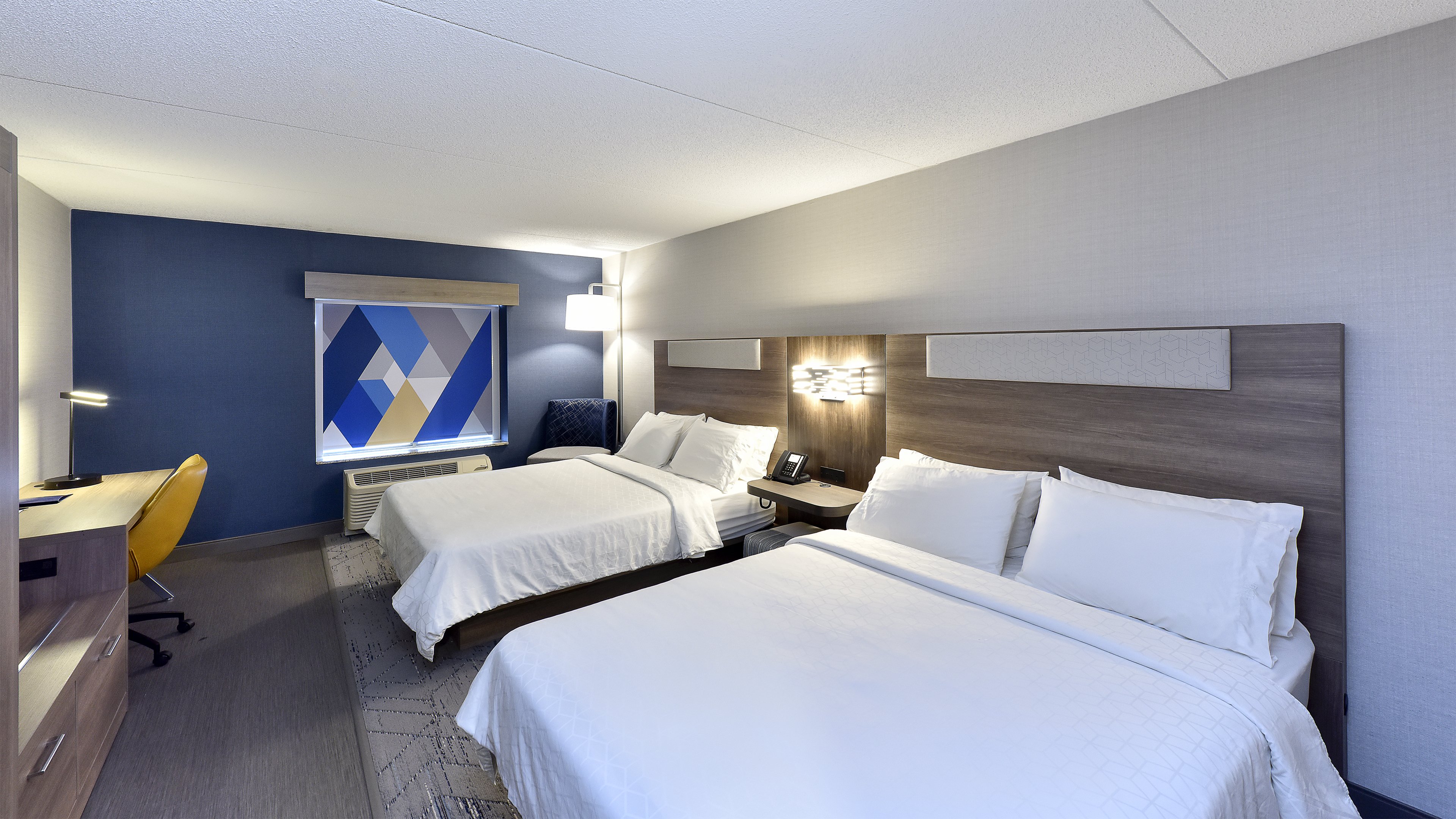 Holiday Inn Express Hotel Suites Waterloo St Jacobs 25/78