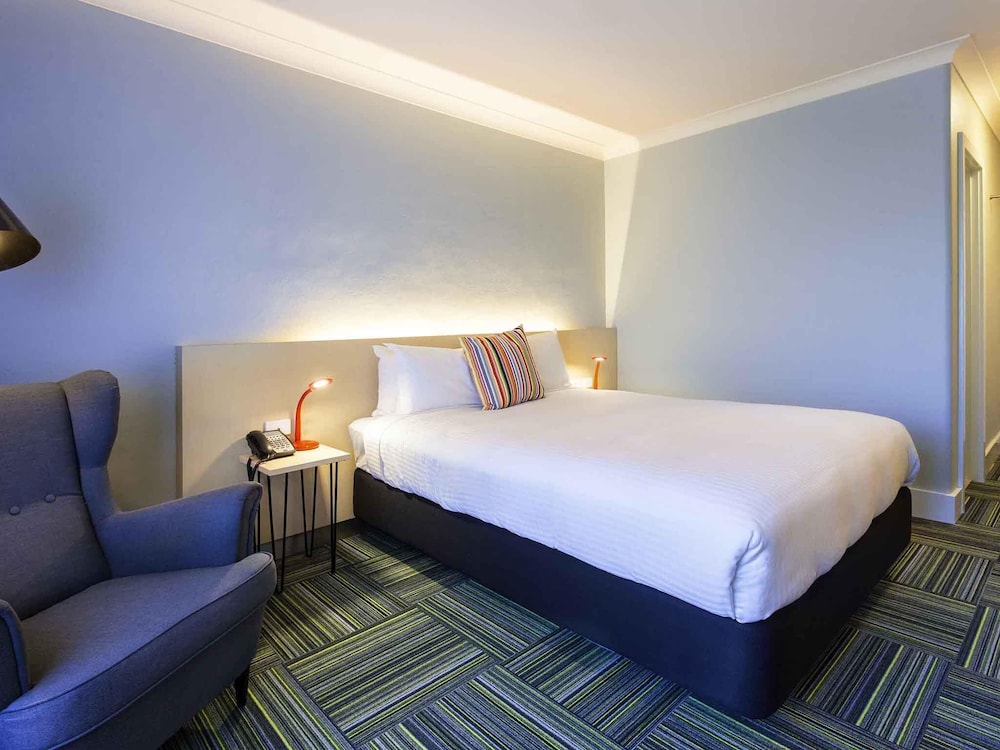 Ibis Styles Tamworth 16/51