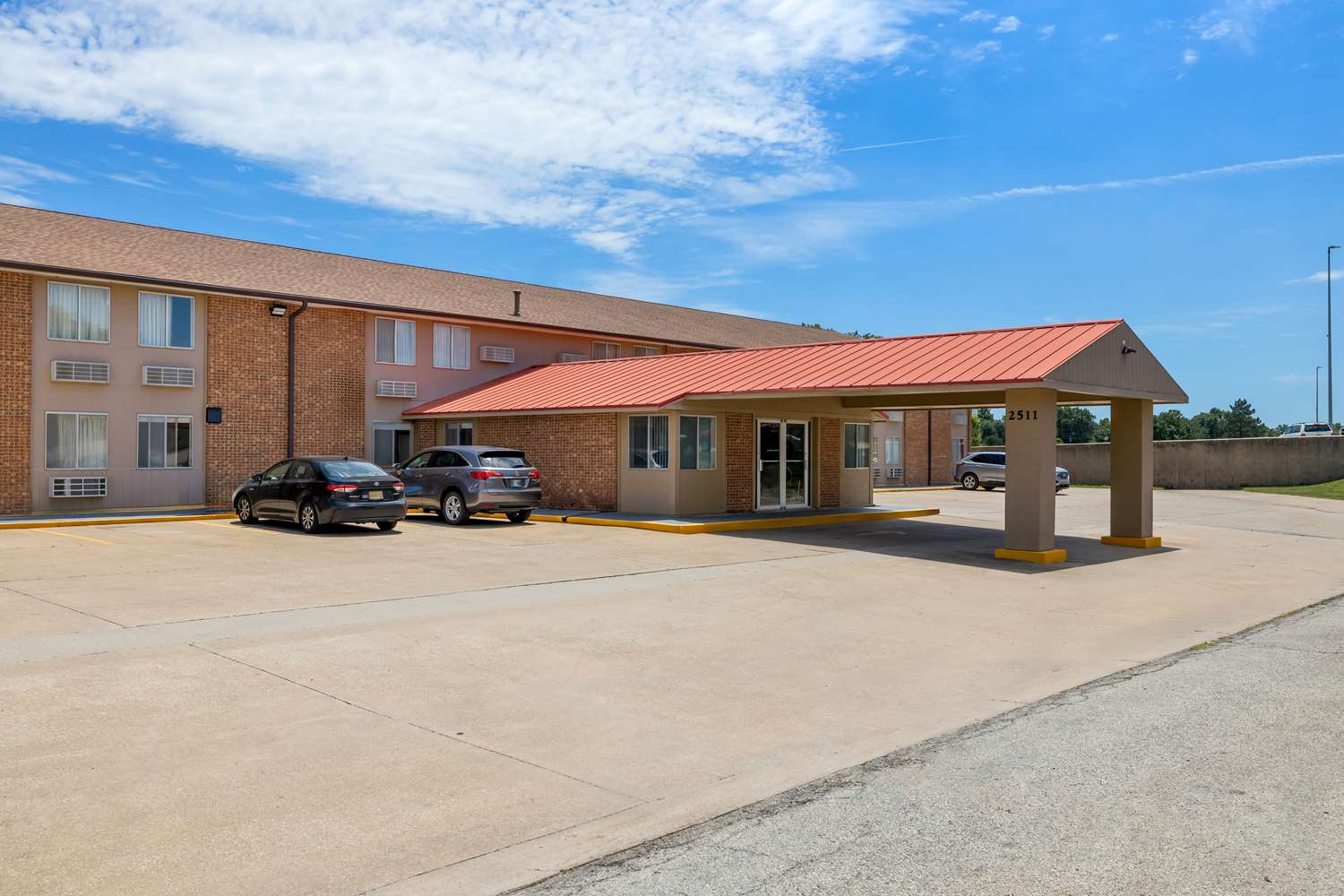 Econo Lodge Emporia 9/12
