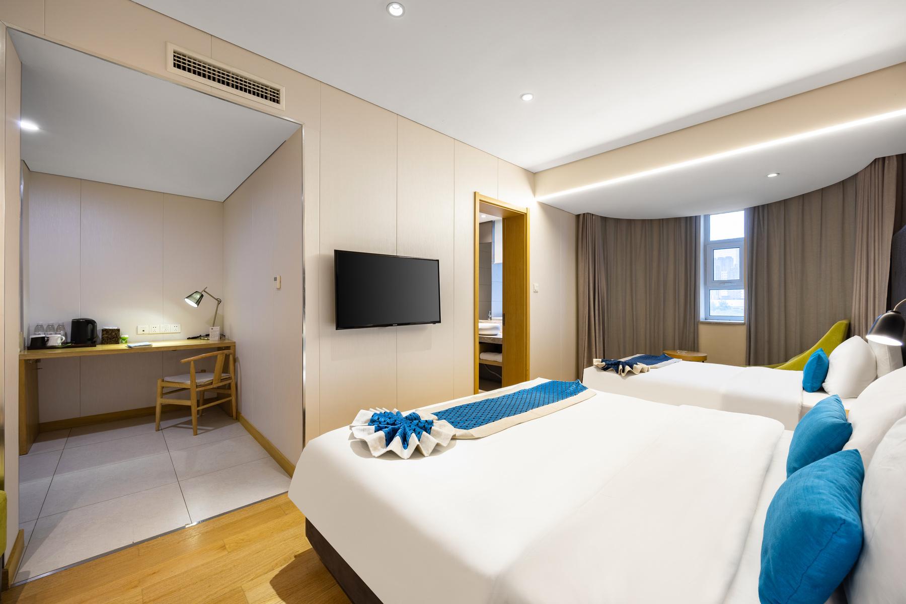 Yitel Hotel (Shenyang Sanhao Street Shengjing Hospital Branch) 20/50