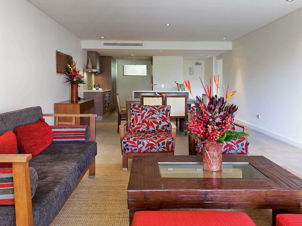Pullman Palm Cove Sea Temple Resort and Spa 50/77
