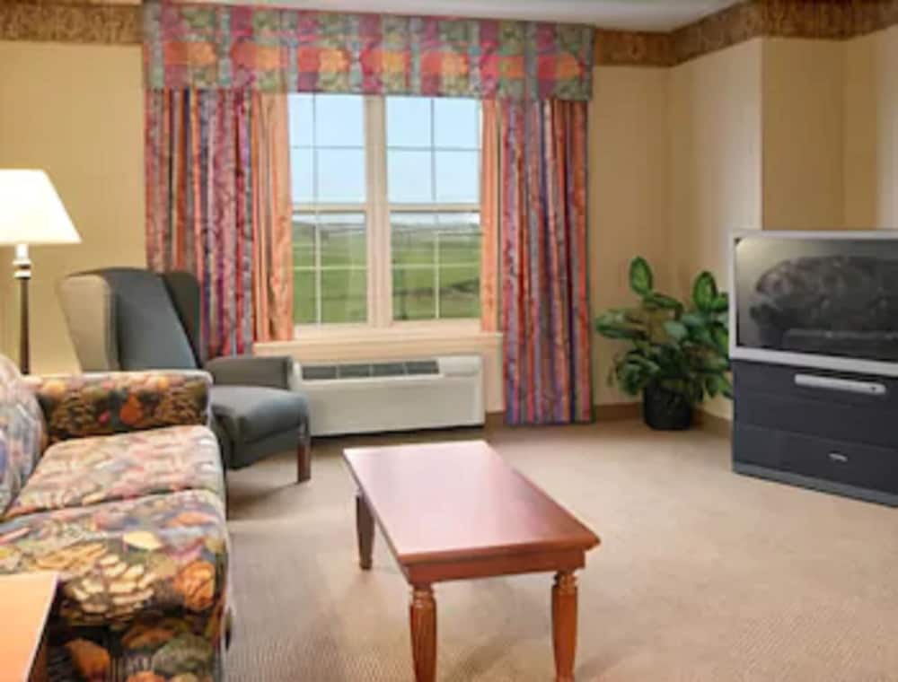 Ramada by Wyndham Sparta/At Speedway 19/33