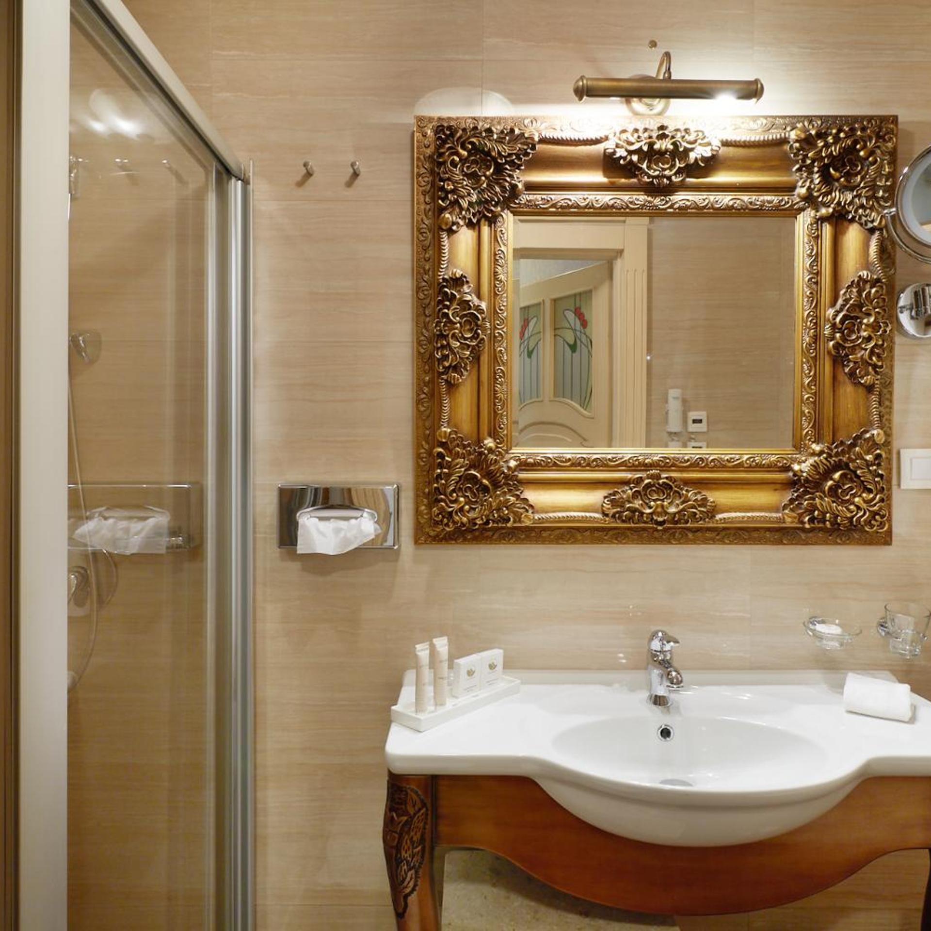 Bohema Hotel & Spa 46/50