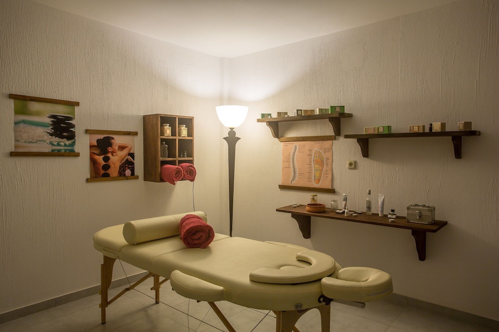 Hotel Natura Club And Spa 30/50