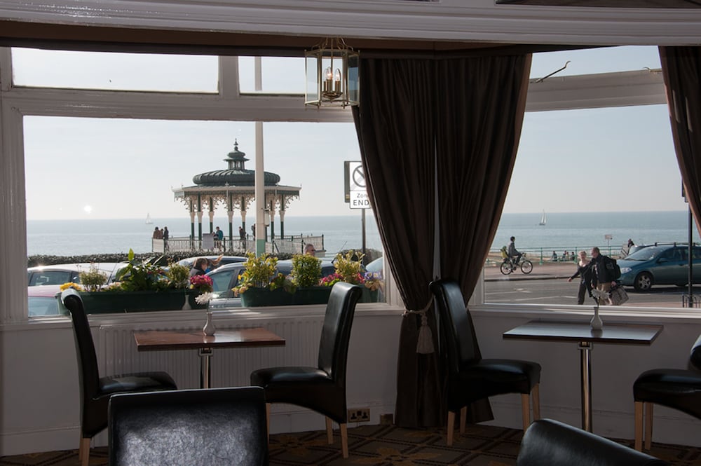 BRIGHTON HOTEL(FORMERLY BEST WESTERN BRIGHTON) 30/45