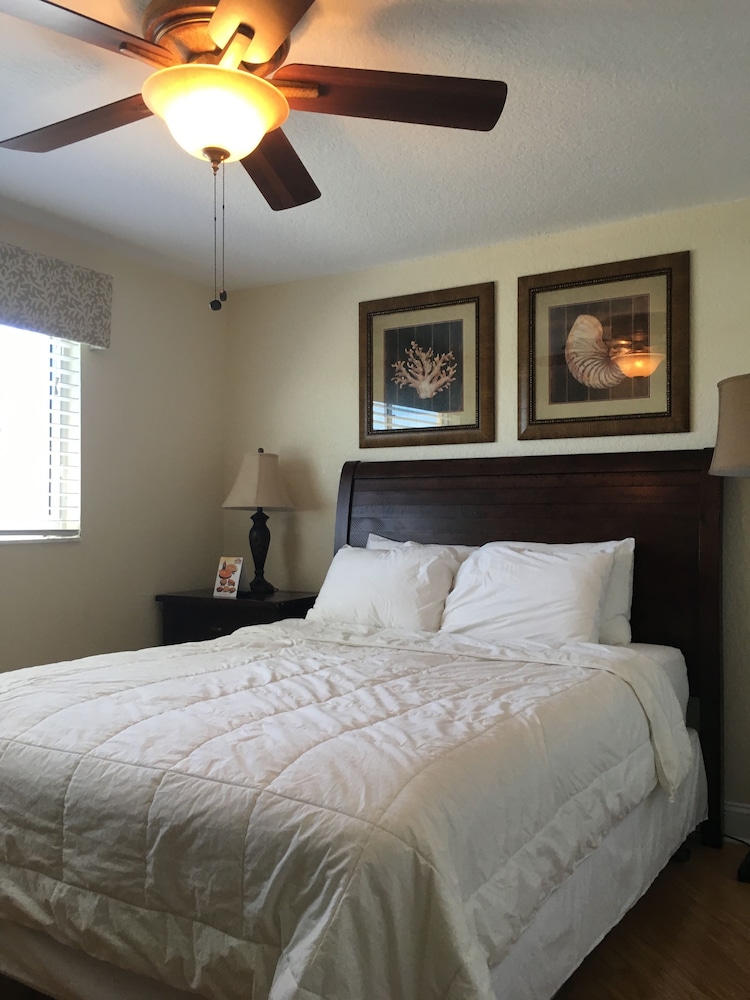 Westwinds Waterfront Resort 4/34