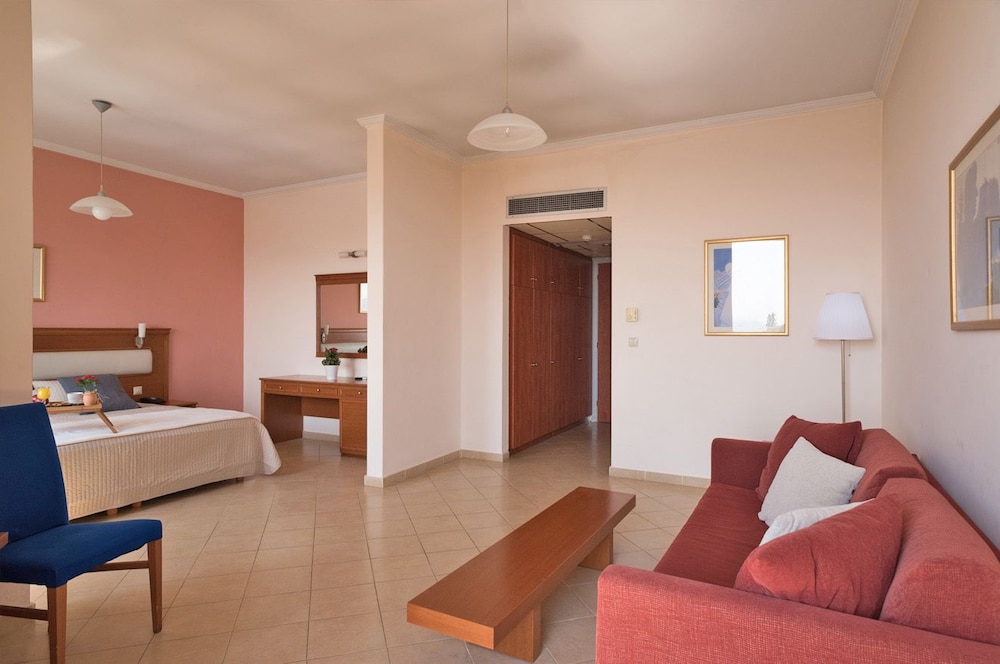 ACHARNIS KAVALLARI HOTEL SUITES 33/55