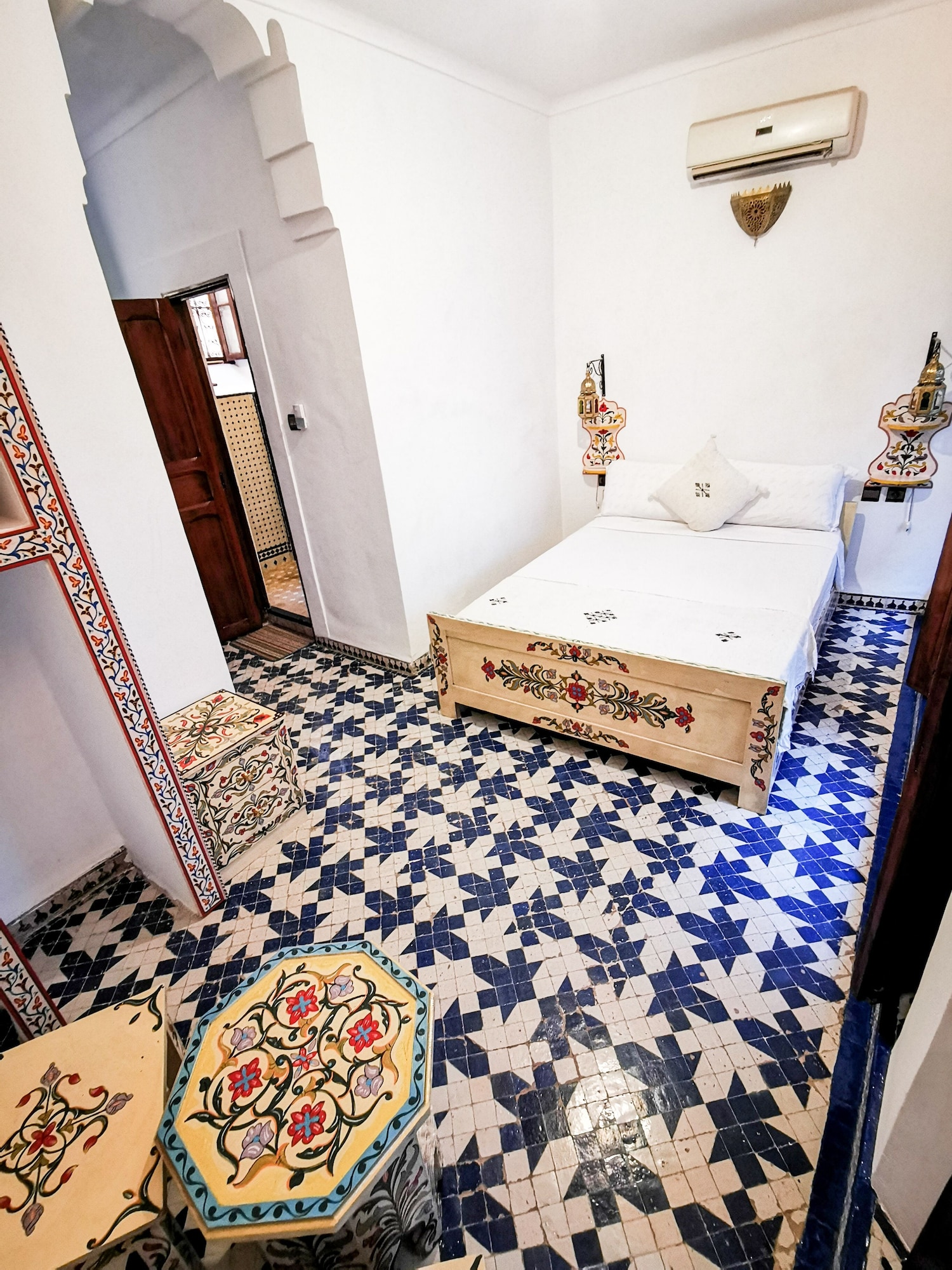 Casablanca, Double Bed