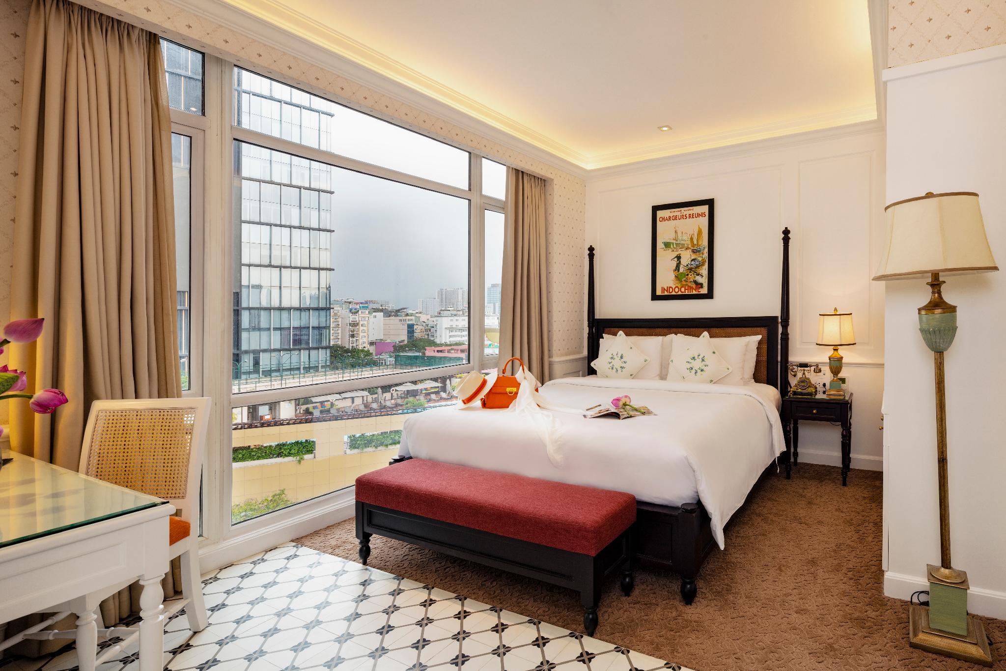 Vintage, Premier, Deluxe, King Bed