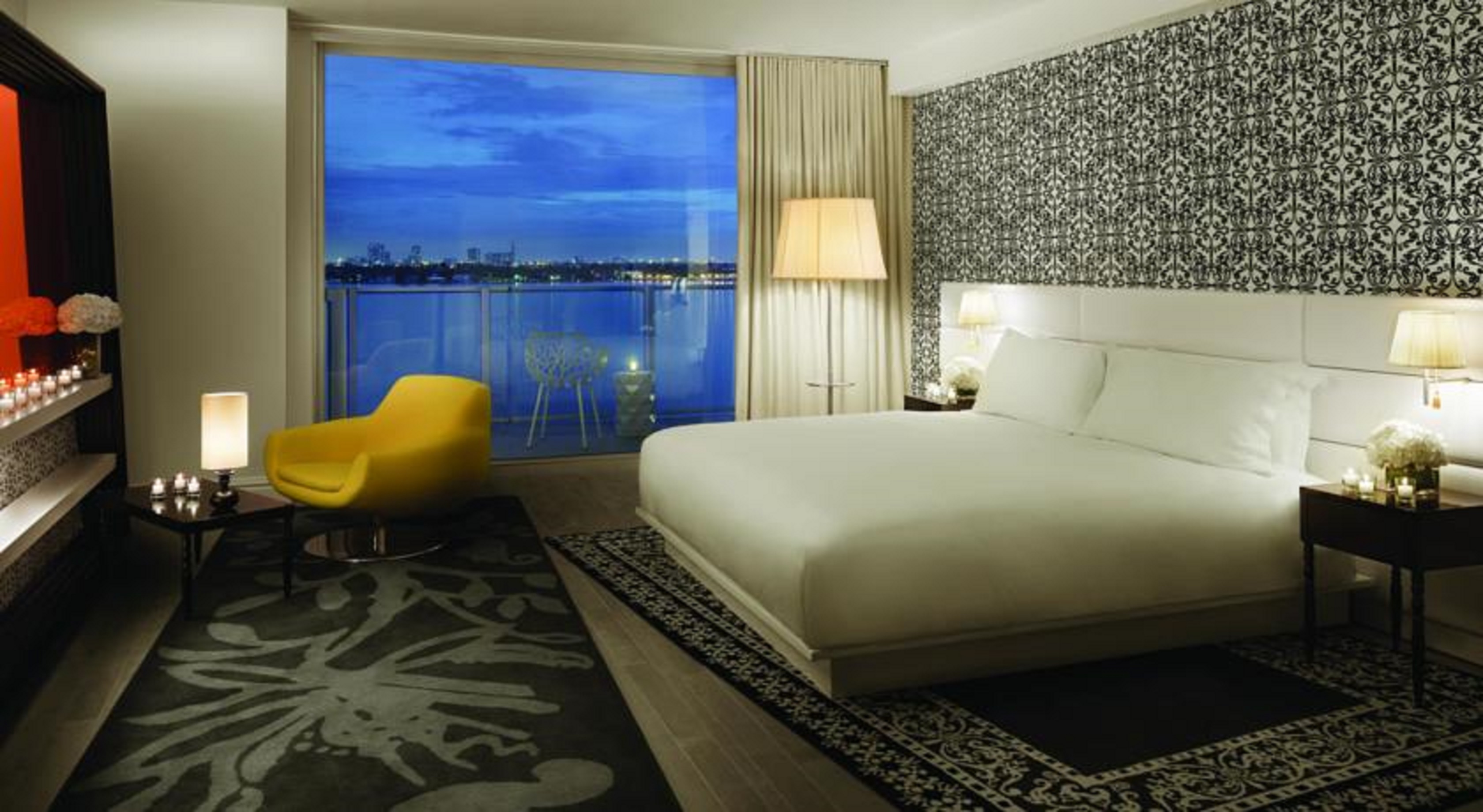 1 Bedroom, Suite, Bay View, Balcony