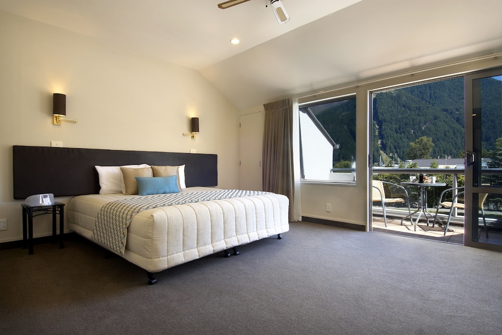 Hurley S of Queenstown 13/60