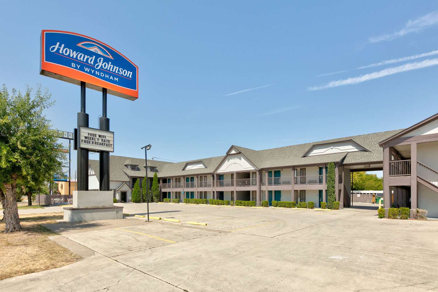 Howard Johnson by Wyndham San Marcos 4/43