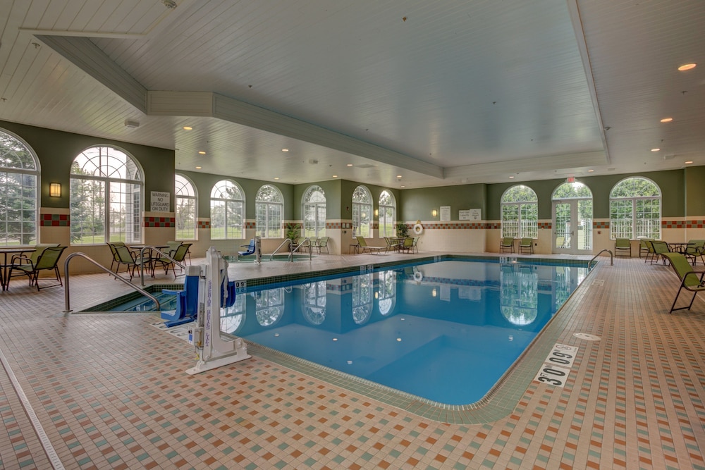 Holiday Inn Hotel And Suites Milwaukee Airport in MILWAUKEE - WI