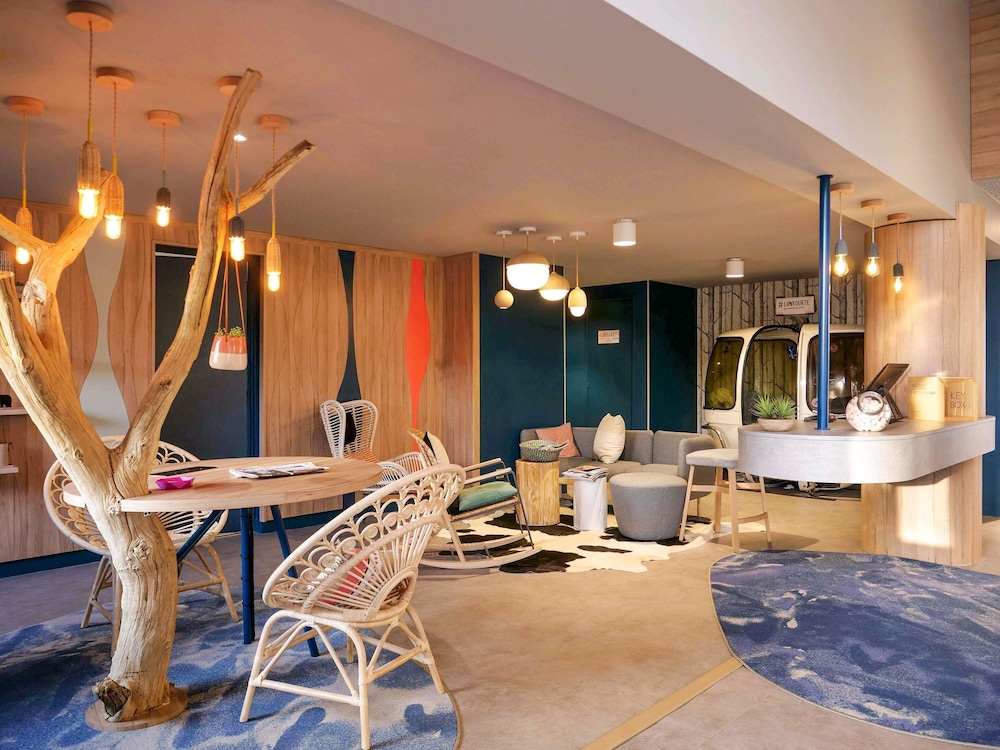 MERCURE ANNEMASSE PORTE DE GENEVE 49/74