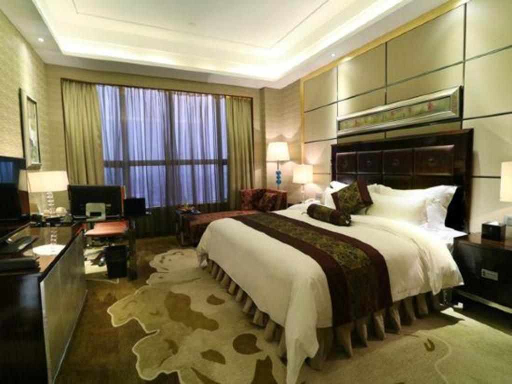 Yihao International Hotel 25/50
