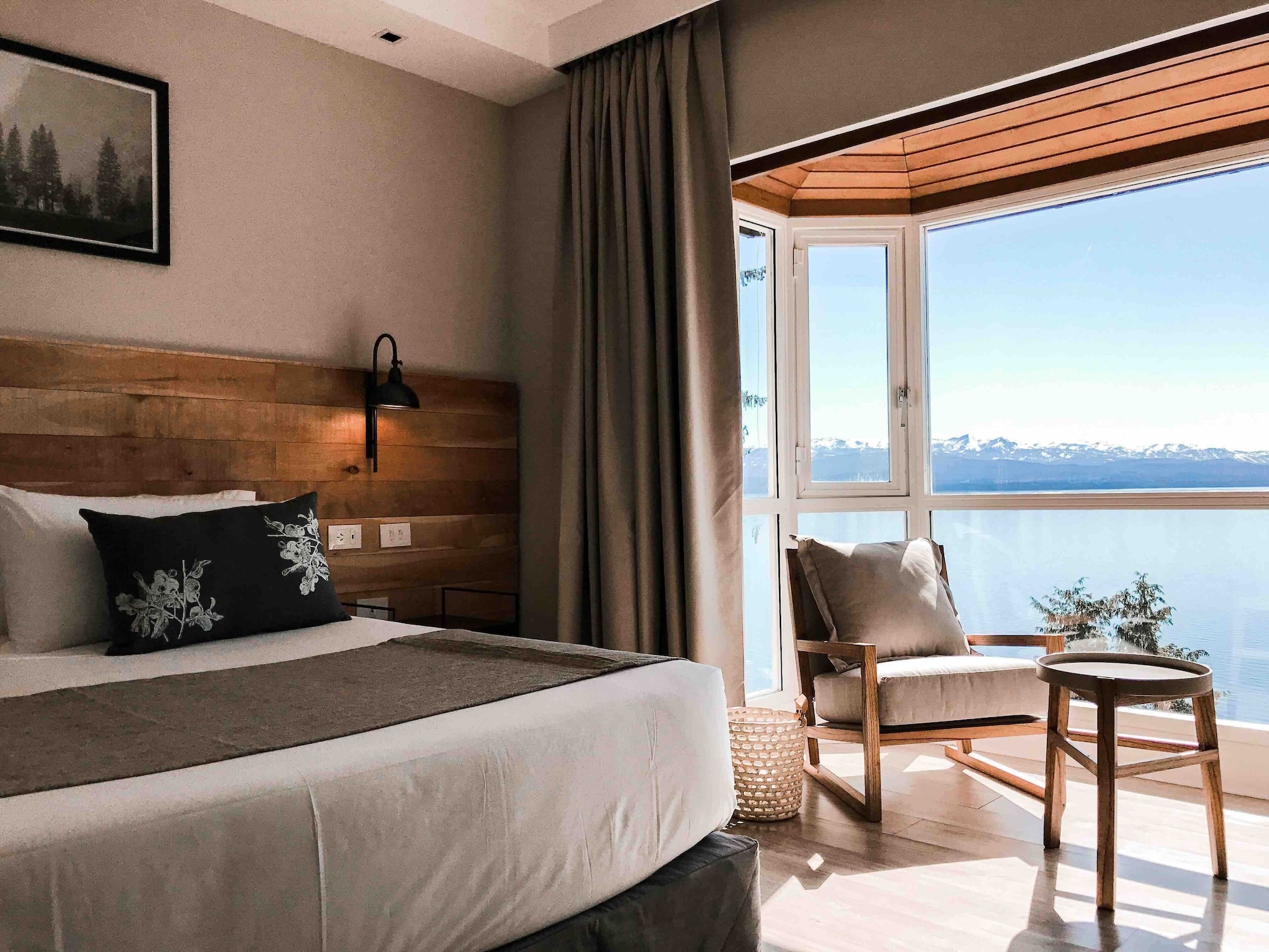 Superior, Studio, Suite, Queen Bed, Lake View, Balcony, La Cascada Casa Patagonica By Don 6/10
