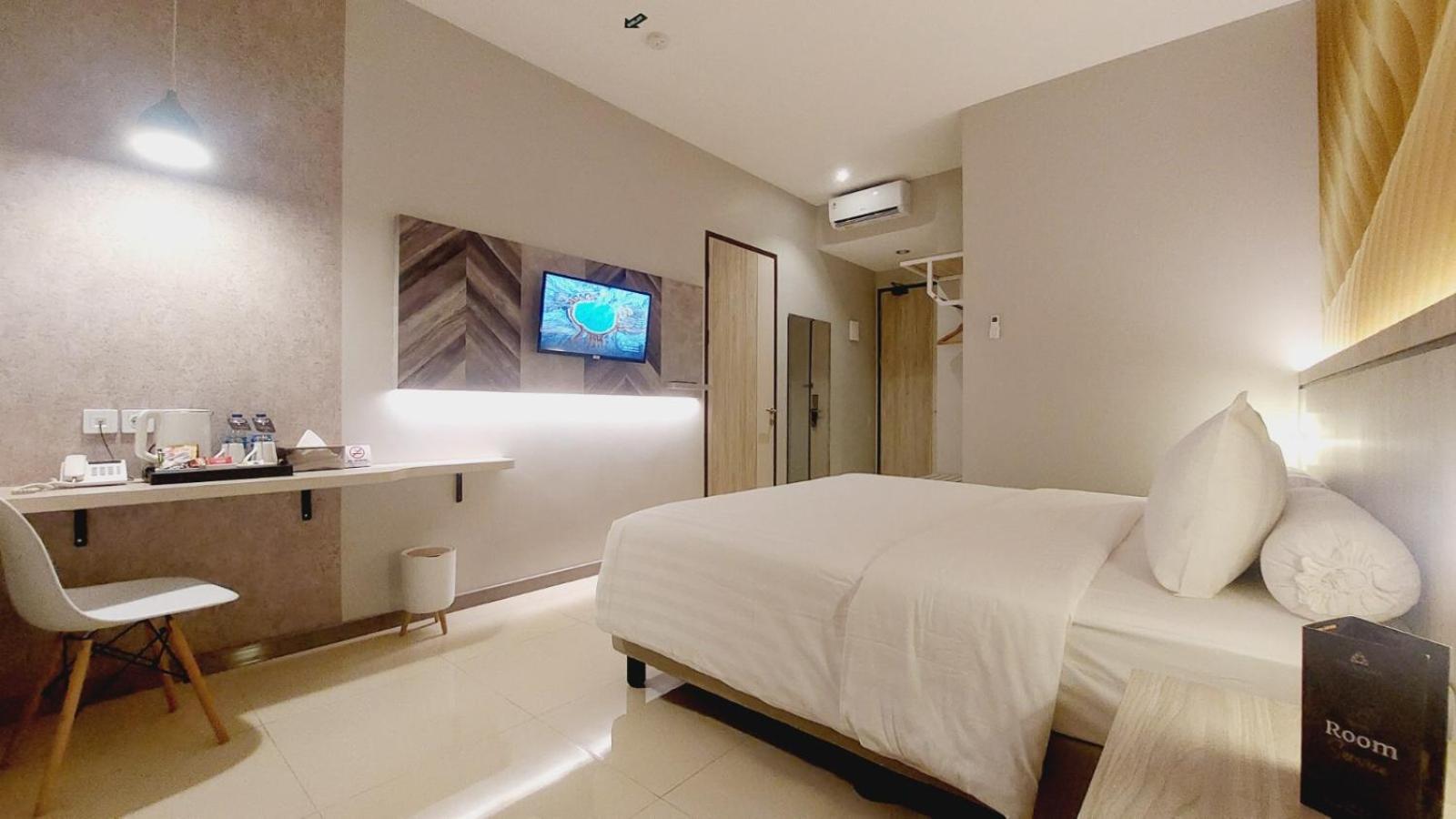 SIP Azana Hotel Jayapura 8/50