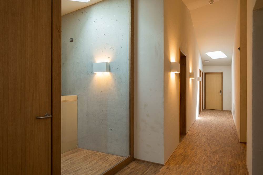 Saanen Gstaad Youth Hostel 23/41