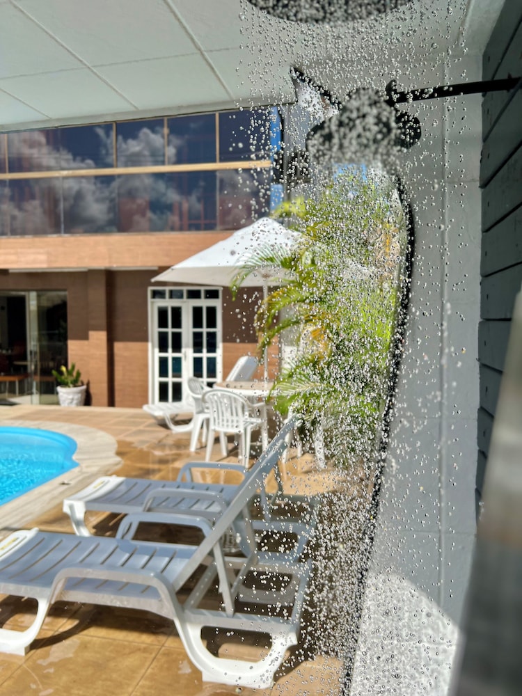 Tirol Praia Hotel Ltda 44/50