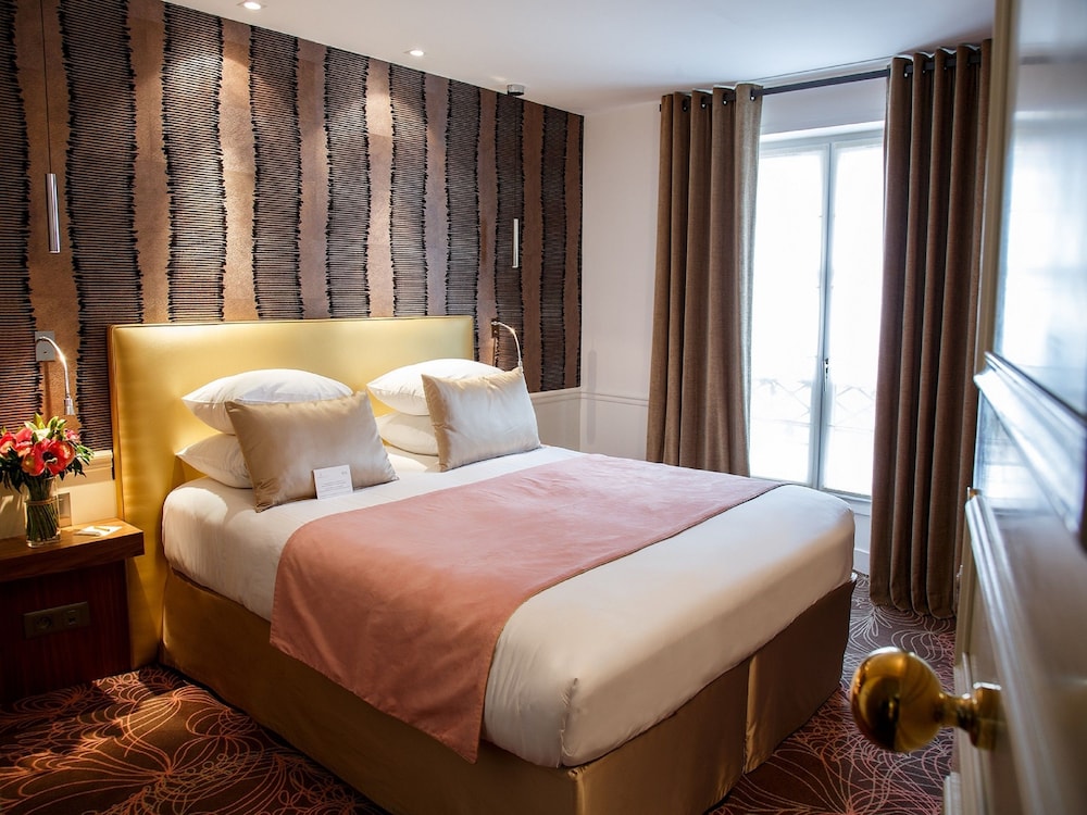 Hotel Le Clos Medicis 8/43