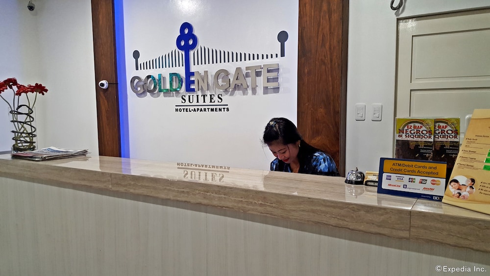 Golden Gate Suites 8/65