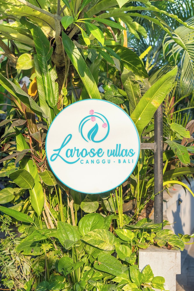 LAROSE VILLA 41/47